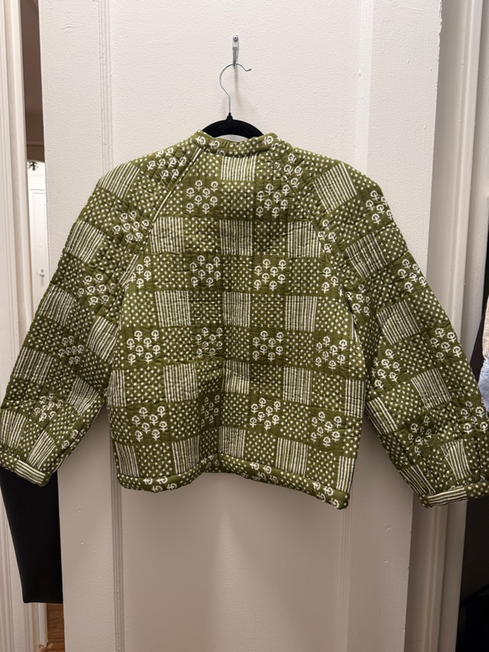 Quilted Olive Green Patterned Jacket - Picture 4 of 5